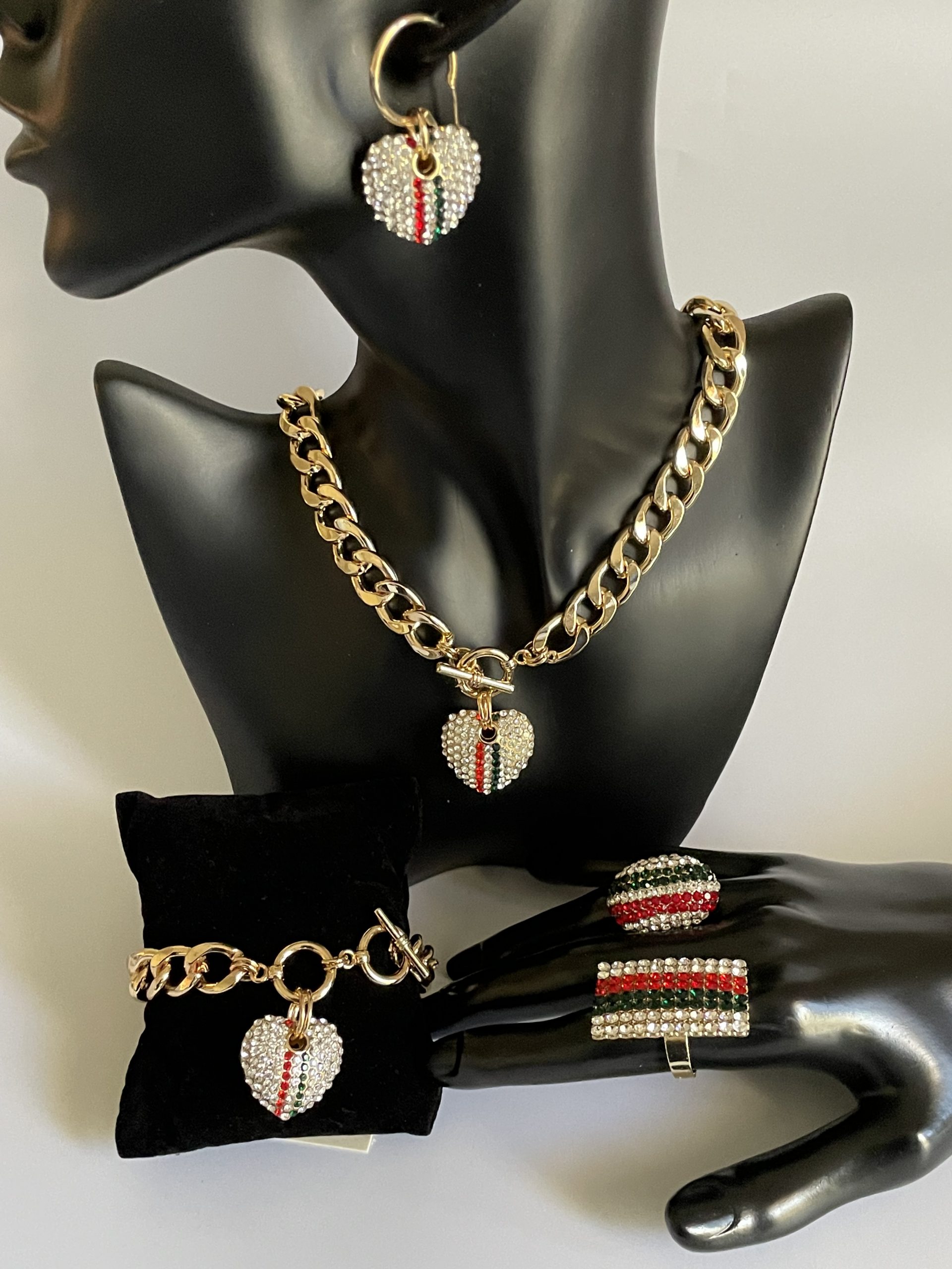 Rhinestone Toggle Necklace Set Giveaway