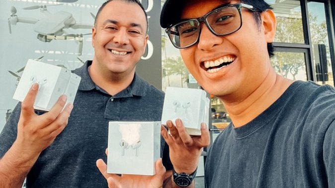 6 AIRPOD PRO’S GIVEAWAY