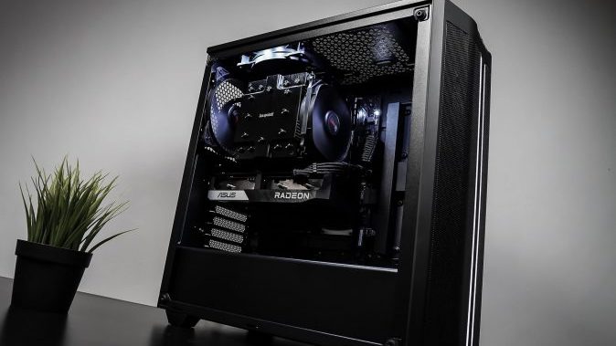 $3500 Geluxe Gaming PC Giveaway