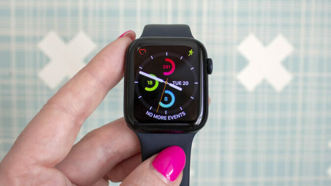 Apple Watch SE Giveaway