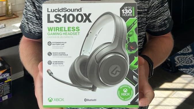 LucidSound LS100X Wireless Gaming Headsets Giveaway